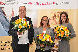 Vorstandsvorsitzende Andrea Lippmann (Mitte), stellvertretende Vorstandsvorsitzende Nora Jürgens (rechts), Schriftführer Bernd Leiendecker (links) 