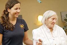 Interessant, aber anstrengend: Die Tätigkeit in der Pflege. Interessant, aber anstrengend: Die Tätigkeit in der Pflege.
